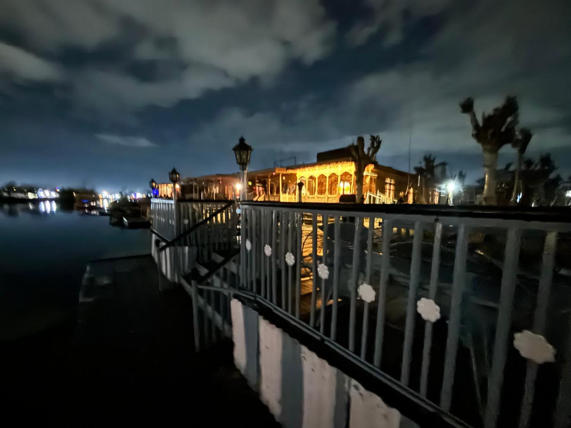 The Badyari Palace Houseboats Srinagar  Ngoại thất bức ảnh